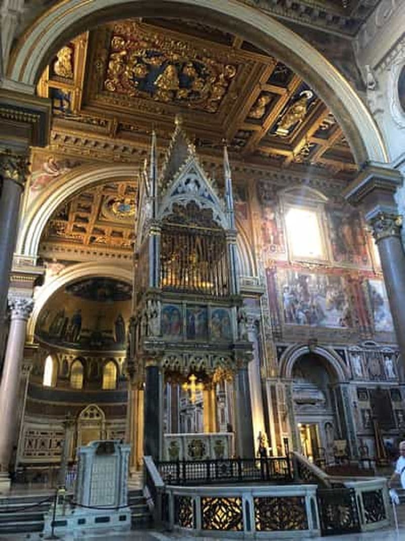 Billet Rome : Basilique Saint-Jean-de-Latran et les marches saintes (1 heure)