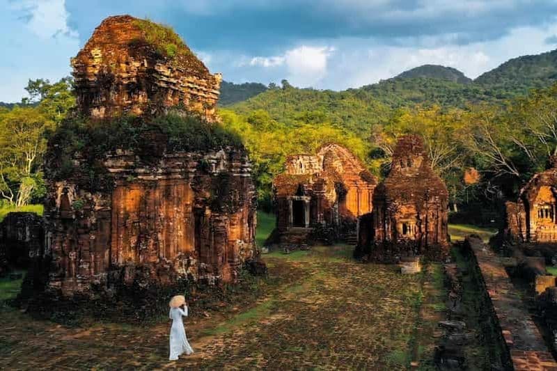 Billet Hoi An : Visite matinale du sanctuaire de My Son avec petit-déjeuner