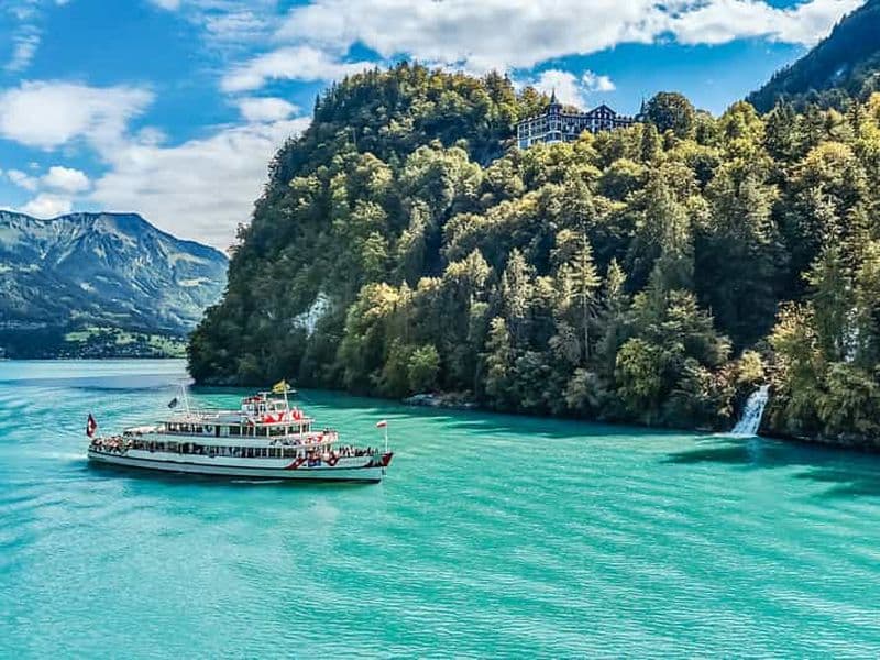 Billet Interlaken : Carte journalière en bateau sur les lacs de Thoune et de Brienz