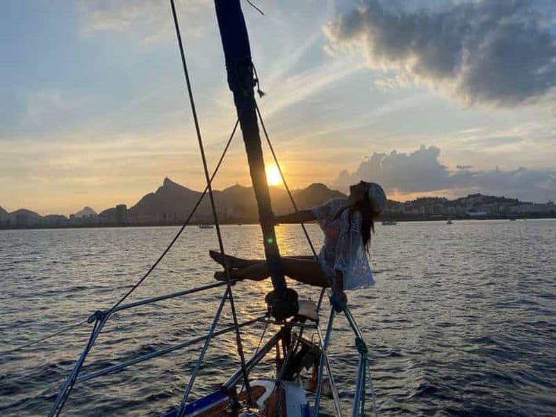 Billet Rio de Janeiro : Excursion en voilier au coucher du soleil avec open bar