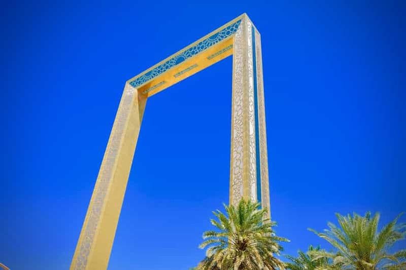 Billet Excursion privée à Dubai Frame et Miracle Garden avec transfert