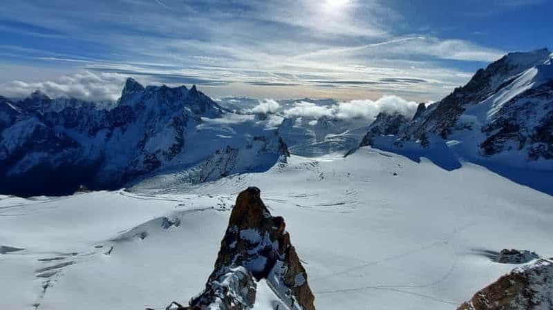 Billet Visite guidée privée de la mythique Aiguille du Midi