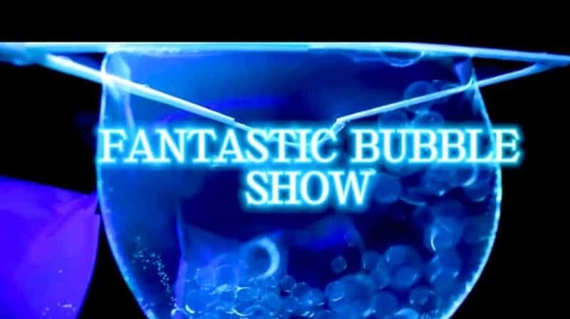 Billet Aventure à Baden-Baden : Spectacle de bulles de néon avec lampes de poche UV