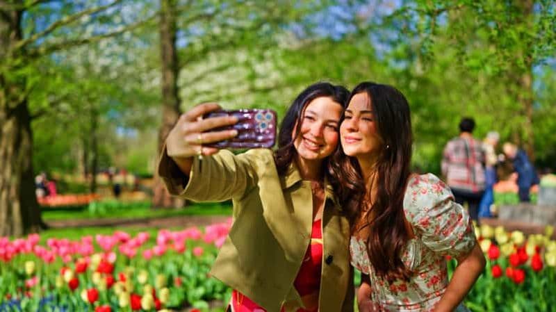 Billet Depuis Rotterdam : visite en bus de luxe avec billet pour Keukenhof