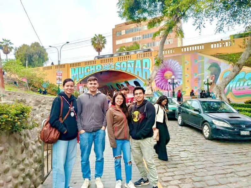 Billet Lima : visite à pied de Miraflores et Barranco avec bière