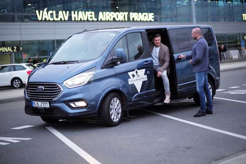 Billet Depuis l'aéroport de Prague : Transfert privé aller simple vers Prague