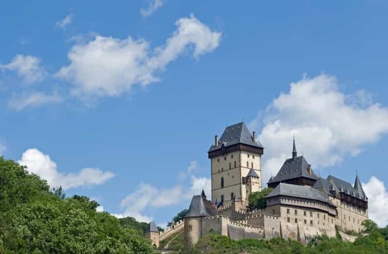 Billet Prague : Visite guidée du château de Karlštejn avec billet d'entrée