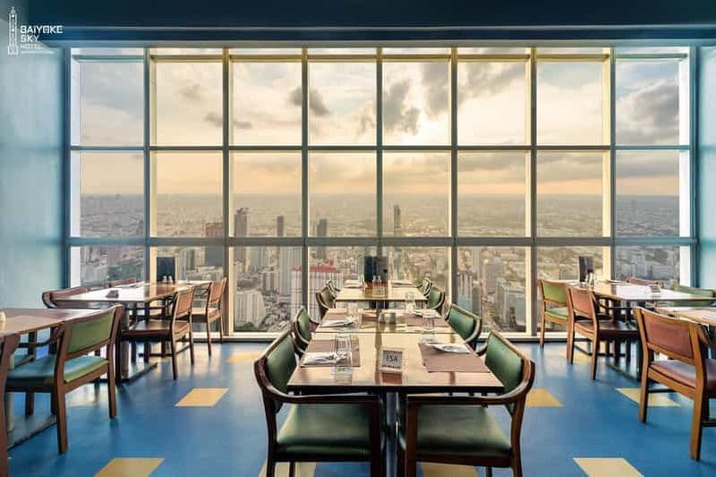 Billet Bangkok : dîner buffet au 76e/78e étage du Baiyoke Sky