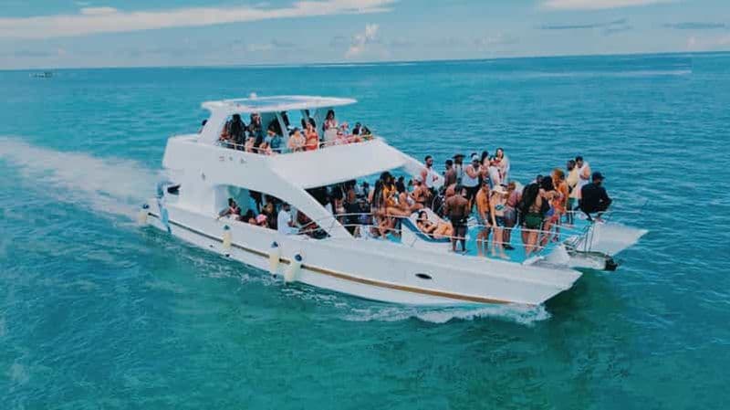 Billet Punta Cana : Party Boat, snorkeling, open bar et hip-hop
