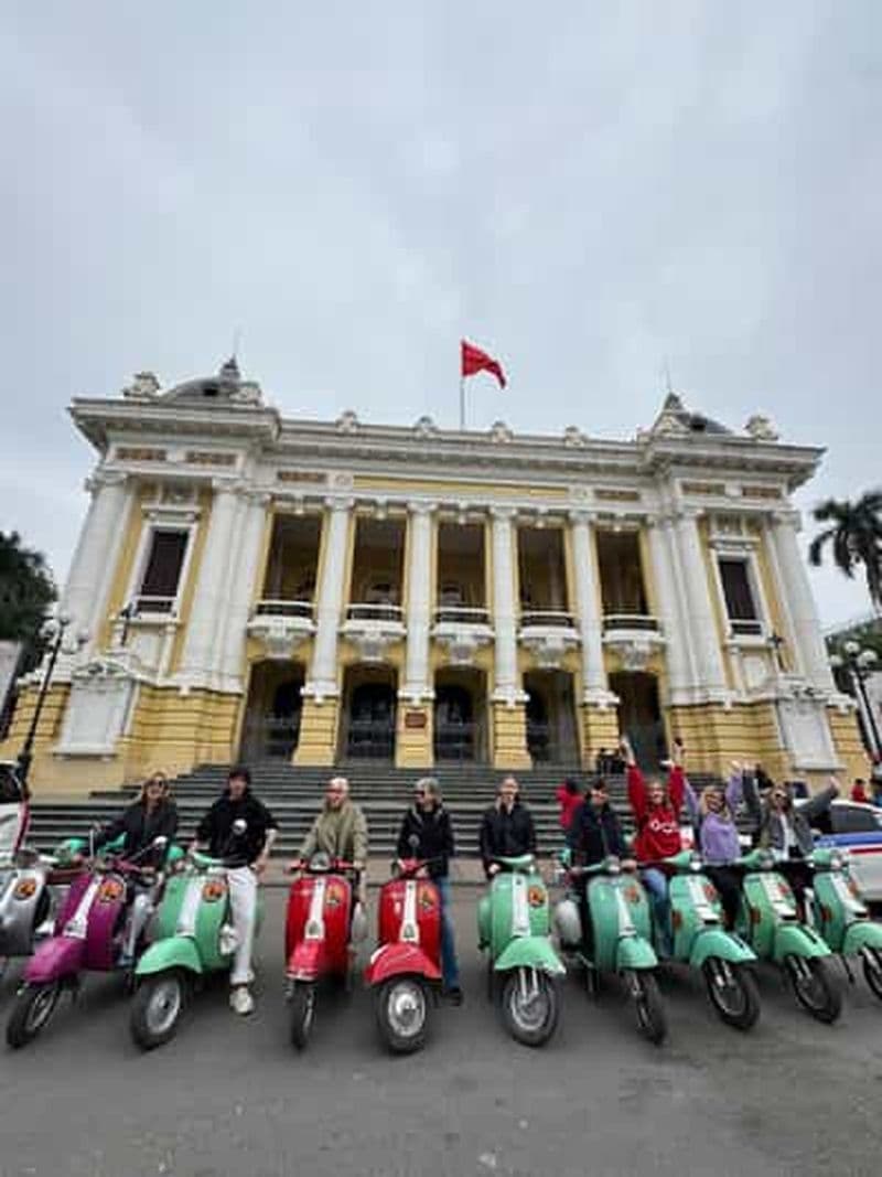 Billet Visite de la ville de Hanoi en Vespa de 4,5 heures