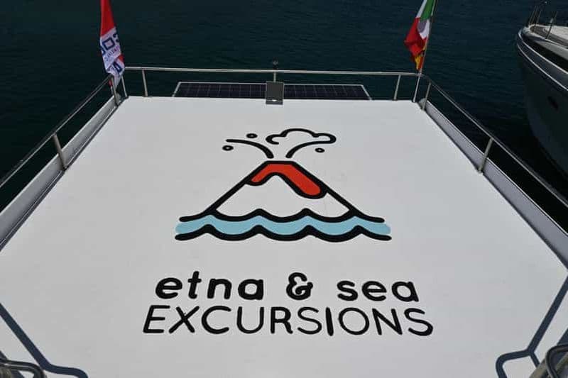 Billet Catane : tour en bateau et plongée avec tuba, apéritif et prosecco