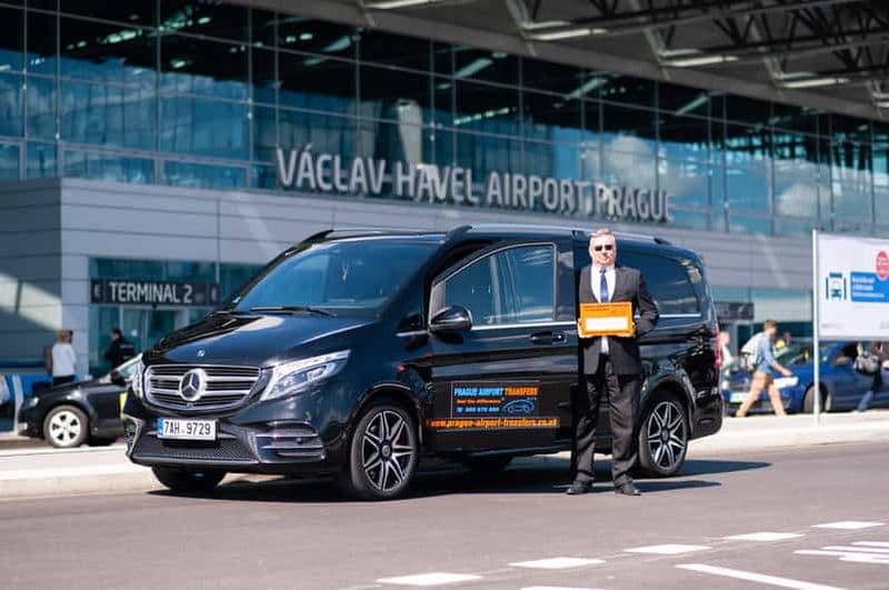 Billet Aéroport de Prague : Navette partagée de/vers l'aéroport Václav Havel