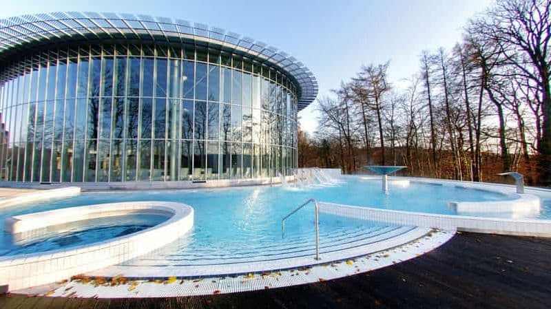 Billet Luxembourg : visite d'une journée privée, spa thermal, château et vin