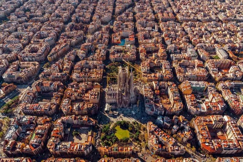 Billet Visite privée en hélicoptère de Barcelone et Montserrat