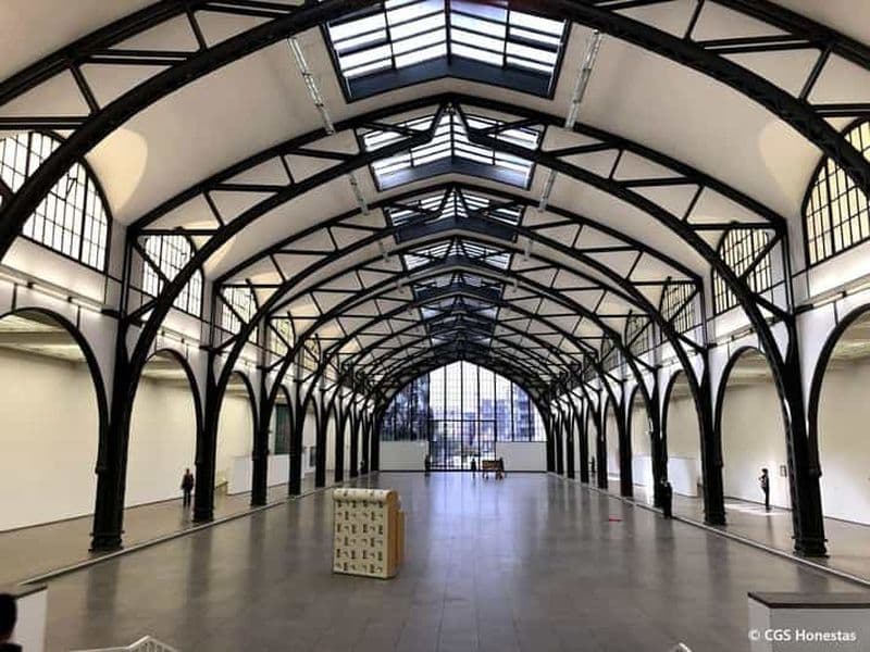 Billet Berlin : billet pour la gare Hamburger Bahnhof et visite guidée numérique de la ville