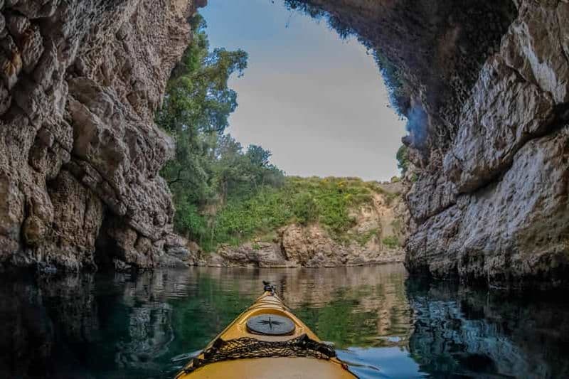 Billet Sorrente : Visite guidée en kayak de la côte de Sorrente le matin