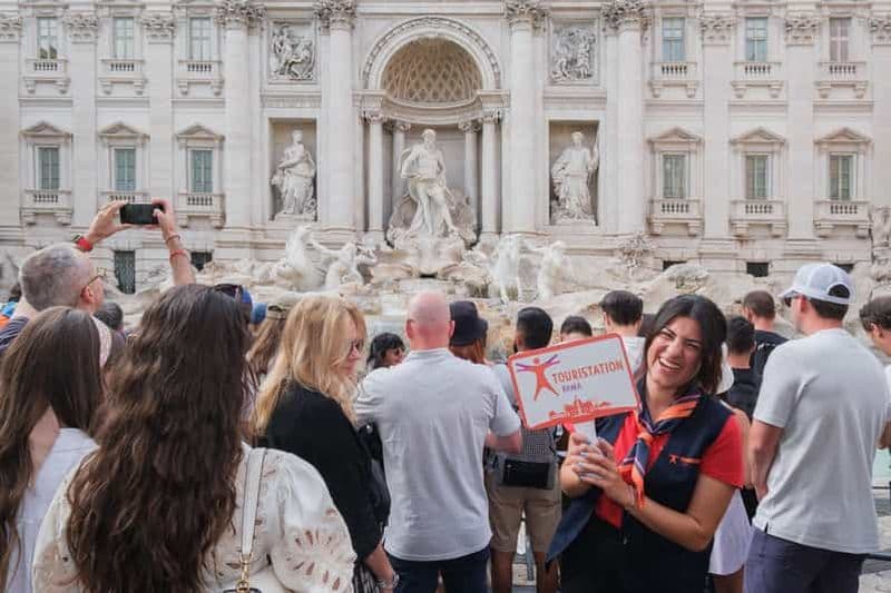 Billet Rome : Visite guidée de la fontaine de Trevi sous la Domus