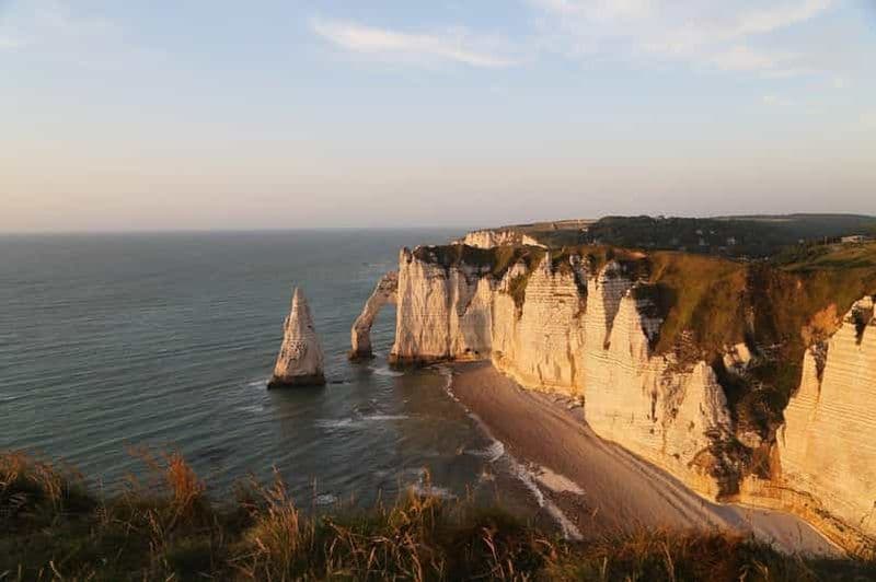 Billet Normandie : Visite guidée des falaises d'Étretat