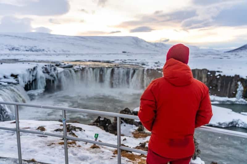 Billet Depuis Akureyri : excursion hivernale à la cascade de Goðafoss
