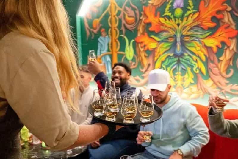 Billet Édimbourg : Dégustation de whisky avec histoire et récits