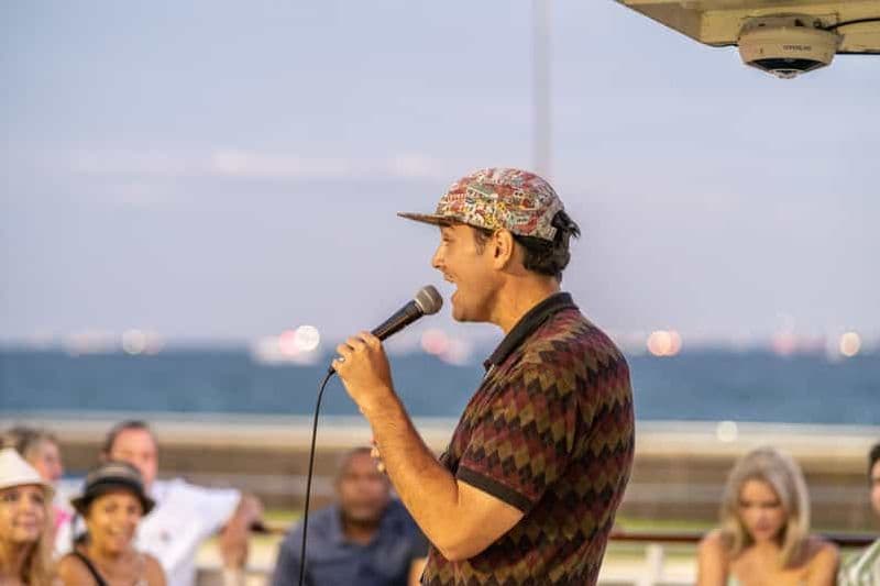 Billet Chicago : 1,5 heure de croisière panoramique sur le lac au coucher du soleil