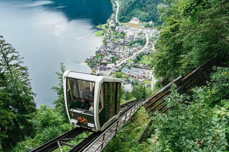 Billet Vienne : excursion d'une journée à Hallstatt avec option de tour en bateau