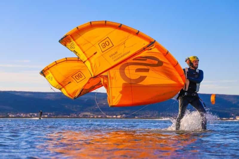 Billet Montpellier : cours de kitesurf avec équipement