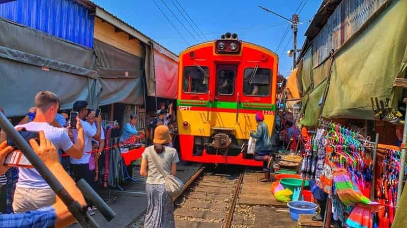 Billet Bangkok : Marchés ferroviaires de Damnoen Saduak et de Mae Klong