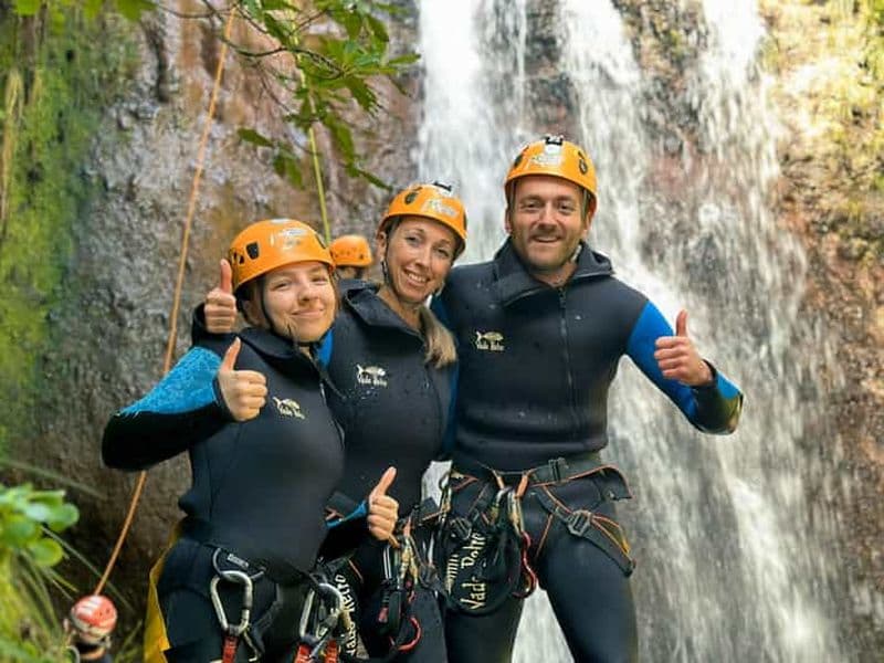 Billet Canyoning à Madère : idéal pour les débutants et les familles
