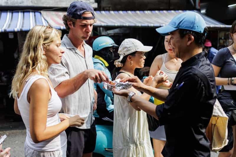 Billet Hanoï : cours de cuisine vietnamienne - visite du marché avec un chef local