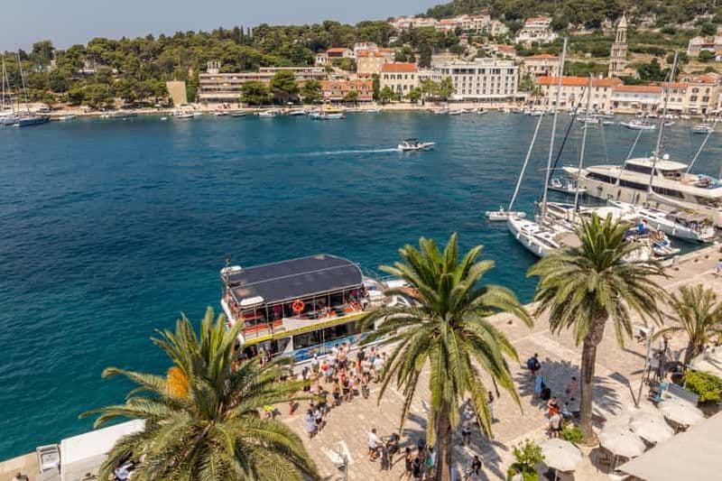 Billet Split : Croisière à Hvar, Brač et Pakleni avec déjeuner et boissons