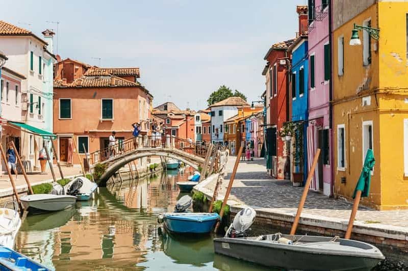 Billet Murano et Burano : sortie en bateau avec guide et visite d'une verrerie