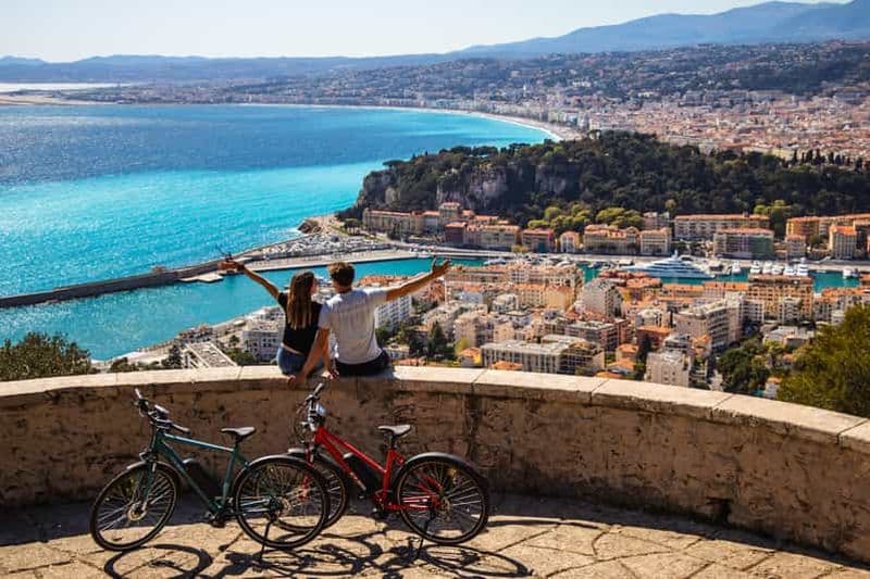 Billet Nice : Visite guidée de Villefranche à vélo électrique