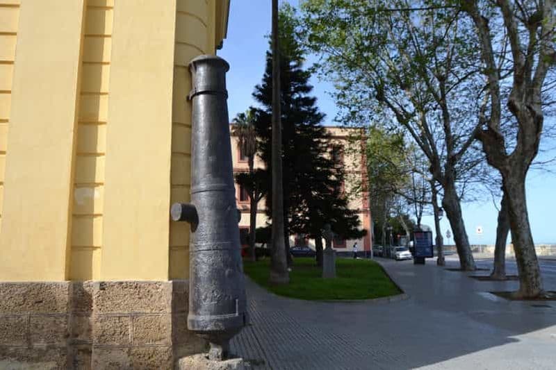 Billet Visite de Cadix en anglais : Visite guidée à pied avec un guide local