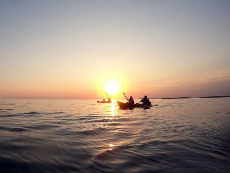 Billet Pula : Aventure au coucher du soleil - Bateau, kayak, plongée en apnée et coucher du soleil