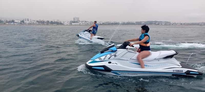 Billet Agadir : location de jet ski pendant 30 minutes avec transferts