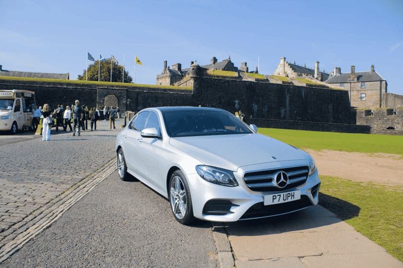 Billet Transfert privé de luxe à l'aéroport d'Édimbourg