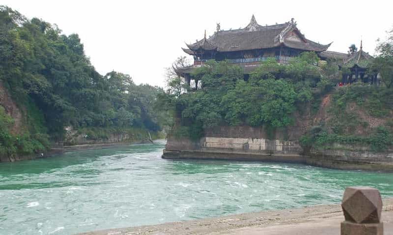 Billet Visite à 1 journée du Mont Qingcheng et du système d'irrigation de Dujiangyan