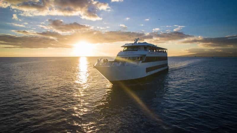 Billet Honolulu : croisière au coucher du soleil et cocktail à Waikiki