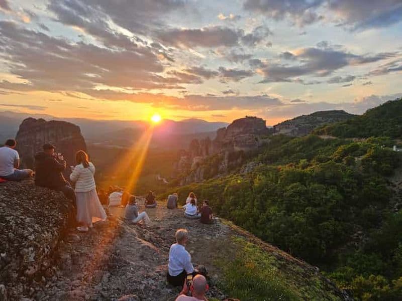 Billet Météores : Excursion épique au coucher du soleil en E-Bike avec guide local et boisson