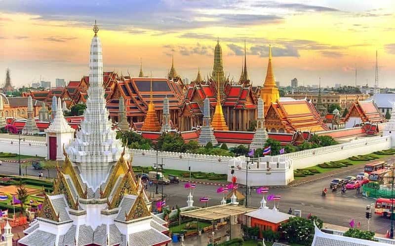Billet Bangkok : visite guidée du Grand Palais, de Wat Pho et de Wat Arun