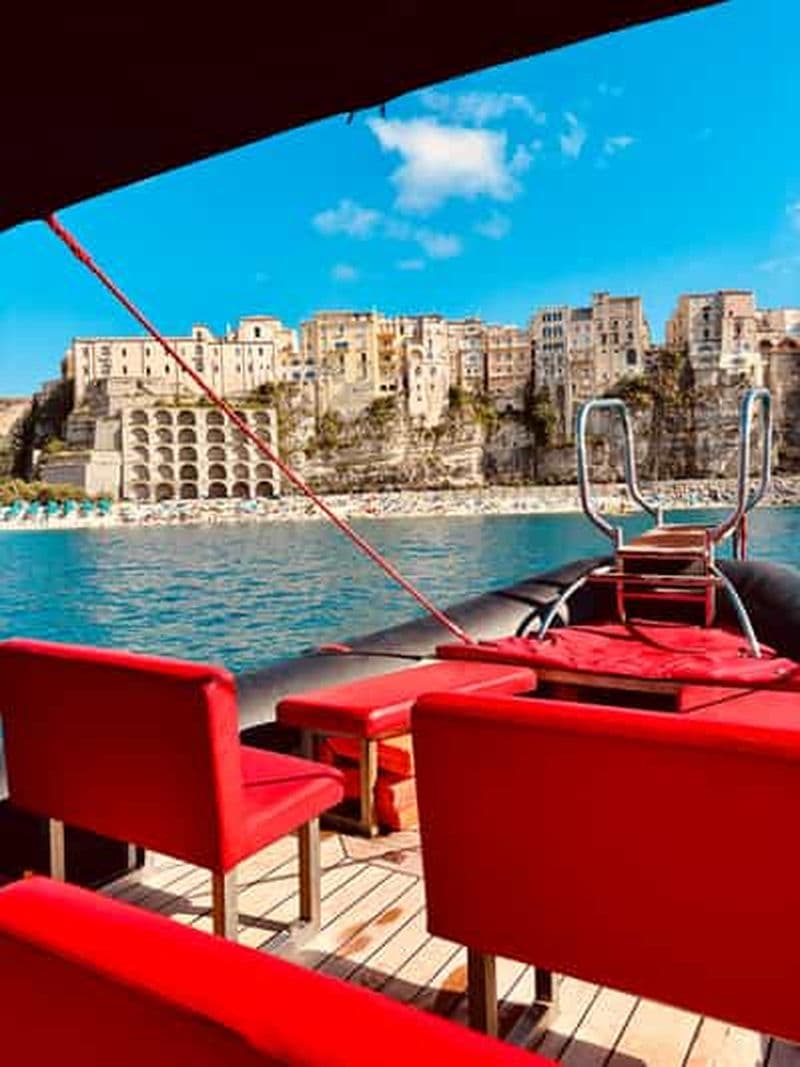 Billet Tropea : excursion de snorkeling en canot pneumatique avec apéritif