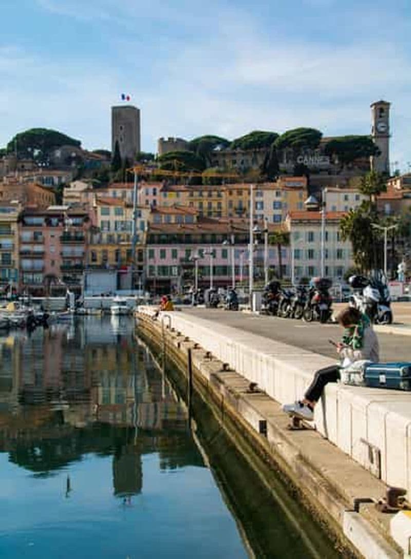 Billet Walking tour Cannes, dégustation de produits locaux et Iles de Lérins (5h)