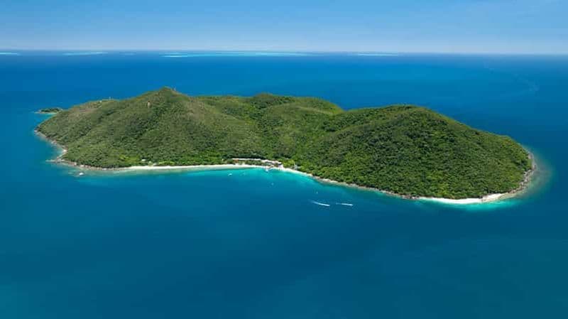 Billet Cairns : ferry pour Fitzroy Island : déjeuner, visites, snorkeling