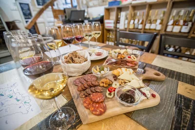 Billet Budapest : Dégustation de vins, fromages et charcuteries