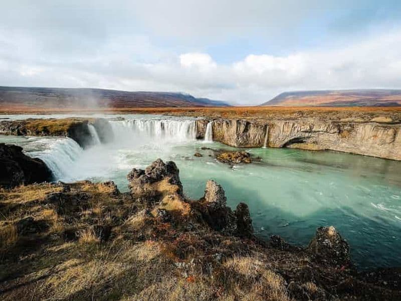 Billet Port d'Akureyri : cascade de Godafoss, Myvatn et circuit des bains