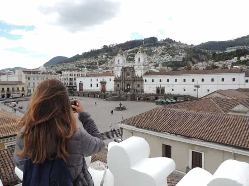 Billet Quito : Visite privée de la ville et du musée Intiñam avec transfert