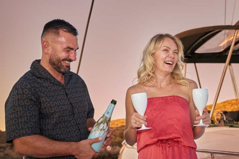 Billet Catamaran à Elafonisi au coucher du soleil : snorkeling, paddle et repas sain