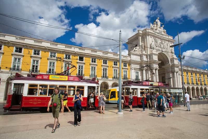Billet Lisbonne : Visite des collines en tramway rouge par la ligne 28, billet de 24 heures