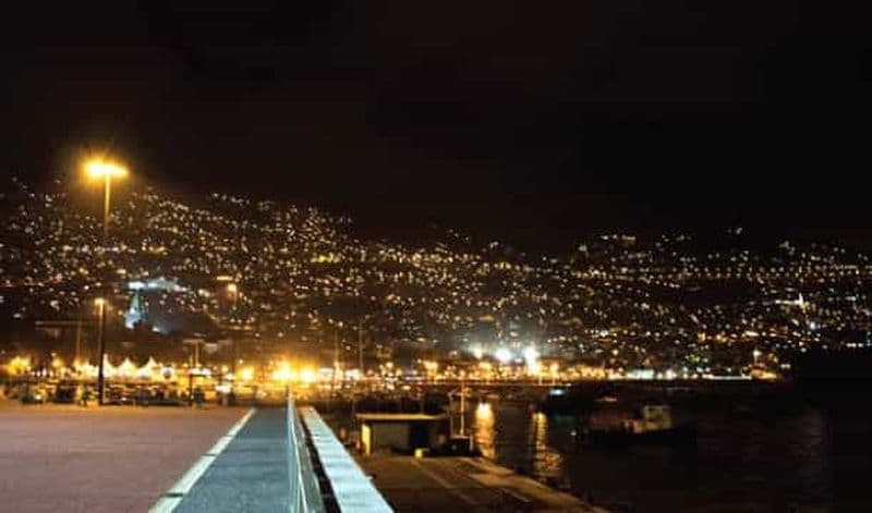 Billet Visite privée de Funchal la nuit en tuk tuk